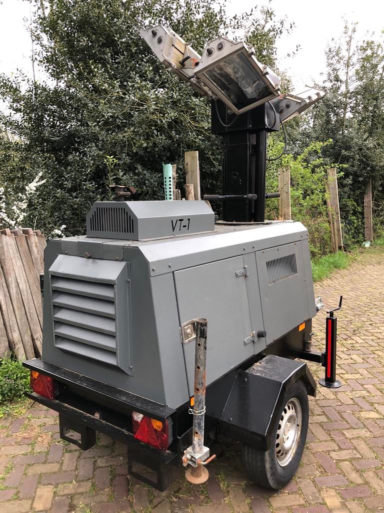 Lightower VT1 Mobiele Lichtmast met Generator, Doe-het-zelf en Verbouw, Bouwverlichting, Gebruikt, Lamp met armatuur, 500 watt of meer