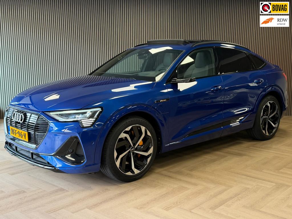 Audi E-tron Sportback 55 quattro S edition 95 kWh AUT. PANOR, Automaat, 95 kWh, Met garantie (alle), Blauw