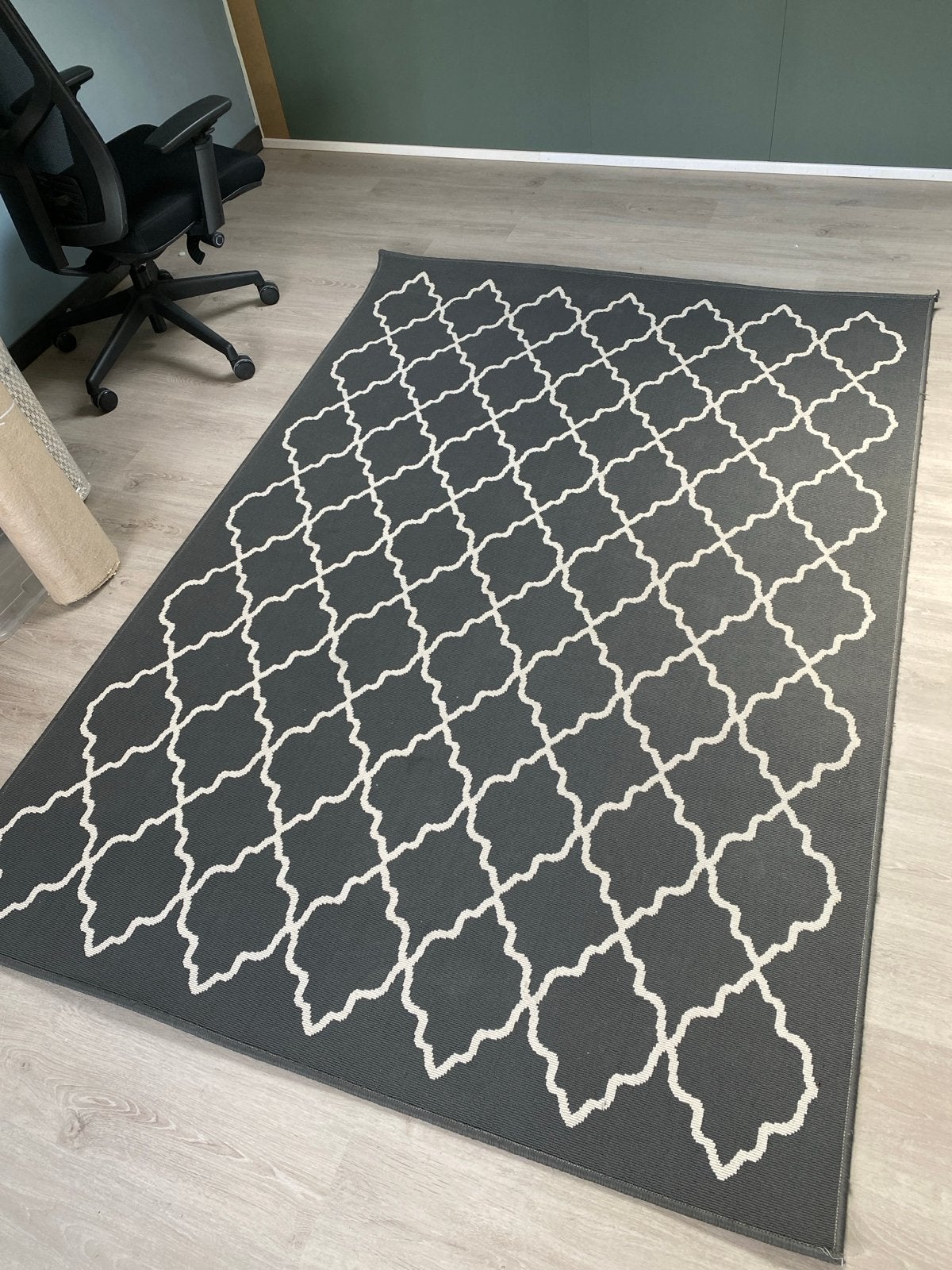 Laagpolig kleed 230x160 cm - Grijs met wit patroon, Huis en Inrichting, Gebruikt, 150 tot 200 cm, 200 cm of meer, Ophalen of Verzenden