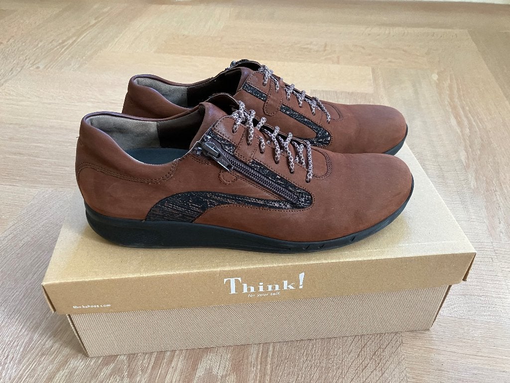 Durea Go sneakers 7,5 E, Durea, Bruin, Ophalen of Verzenden, Sneakers of Gympen