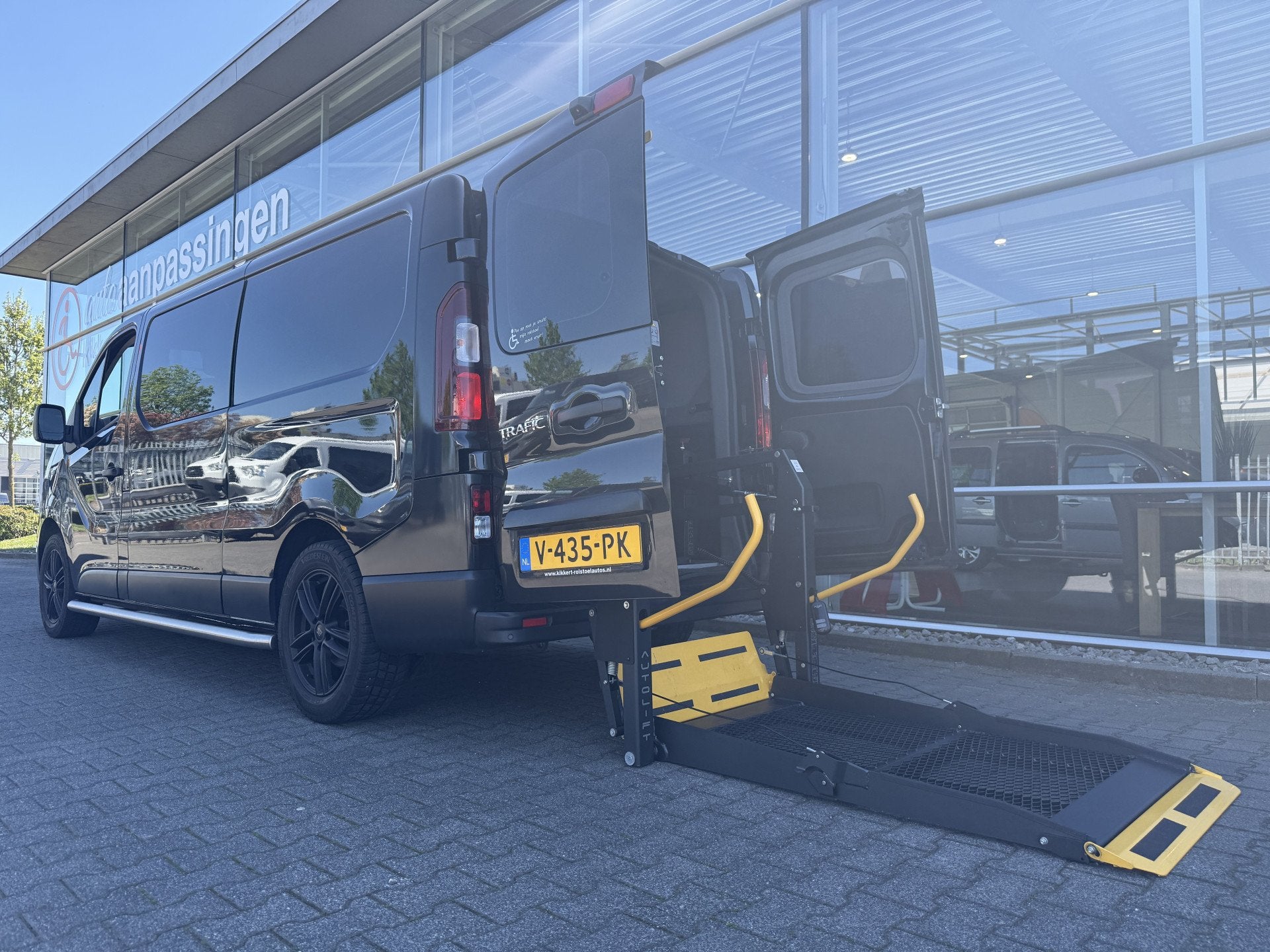 Renault Trafic 4+1 Rolstoelbus 1.6 dCi T29 L2H1 Comfort (Zee, Auto's, Bestelauto's, Voorwielaandrijving, Gebruikt, 4 cilinders