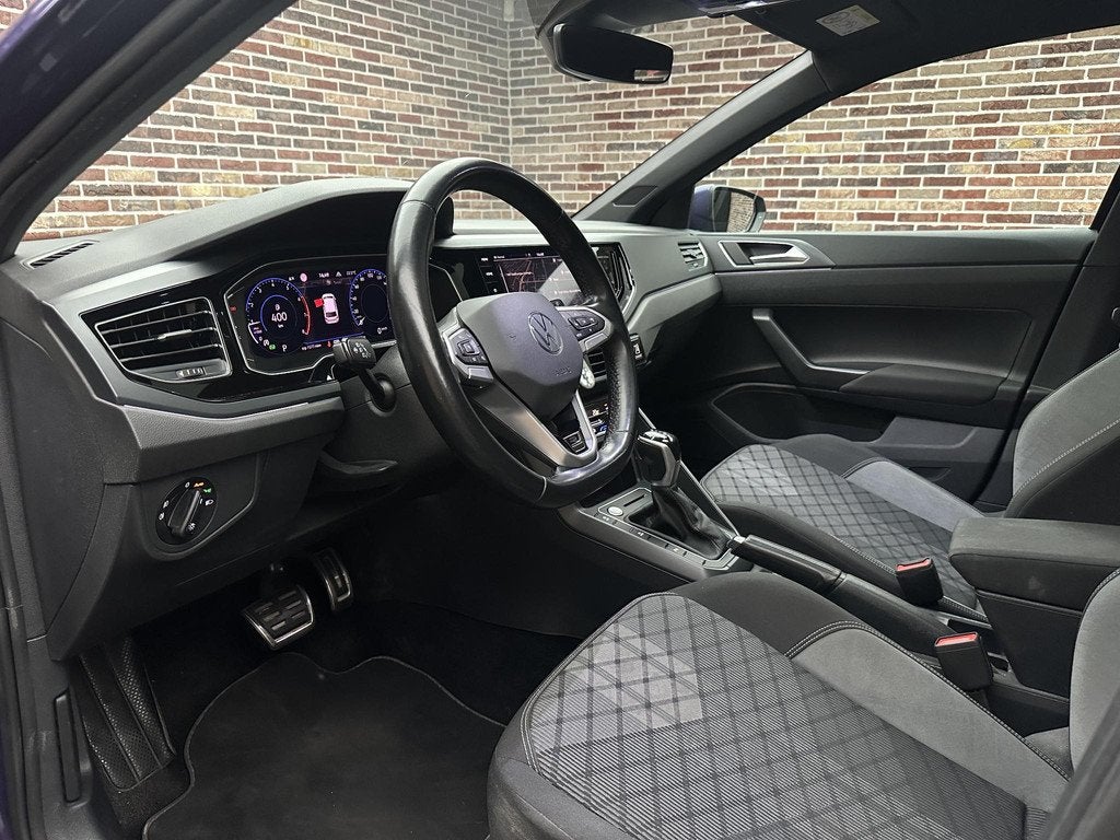 Volkswagen Polo 1.0 TSI R-Line Business | Dak| Keyless| IQ L, Stof, Gebruikt, Euro 6, Overige kleuren