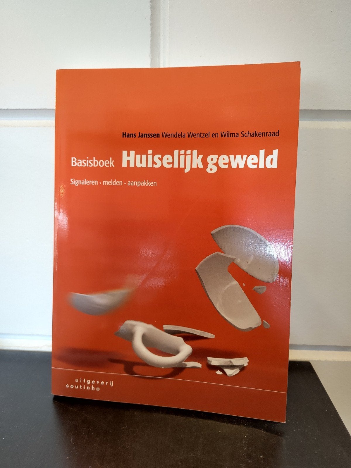Basisboek Huiselijk Geweld - Hans Janssen e.a., Ophalen of Verzenden, Zo goed als nieuw, Hans Janssen, Overige uitgevers