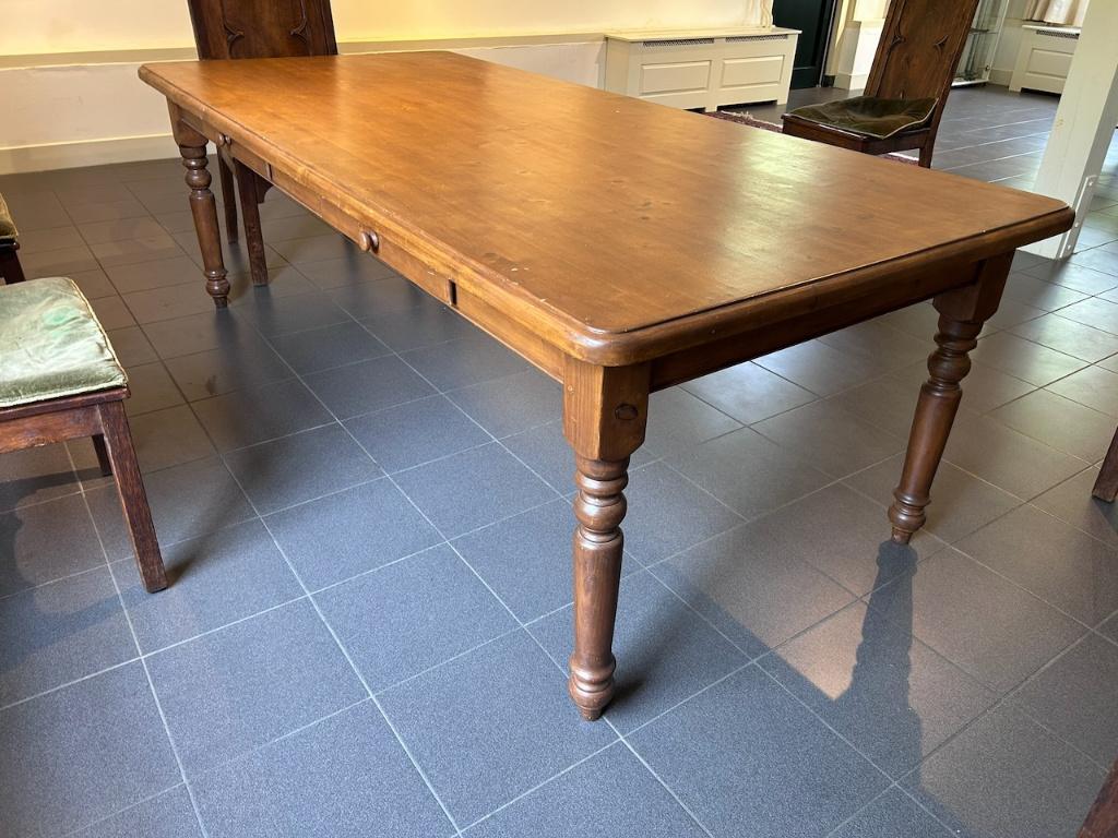 Grote massief grenen tafel, Huis en Inrichting, Tafels | Eettafels, Ophalen, Gebruikt, 100 tot 150 cm, 200 cm of meer