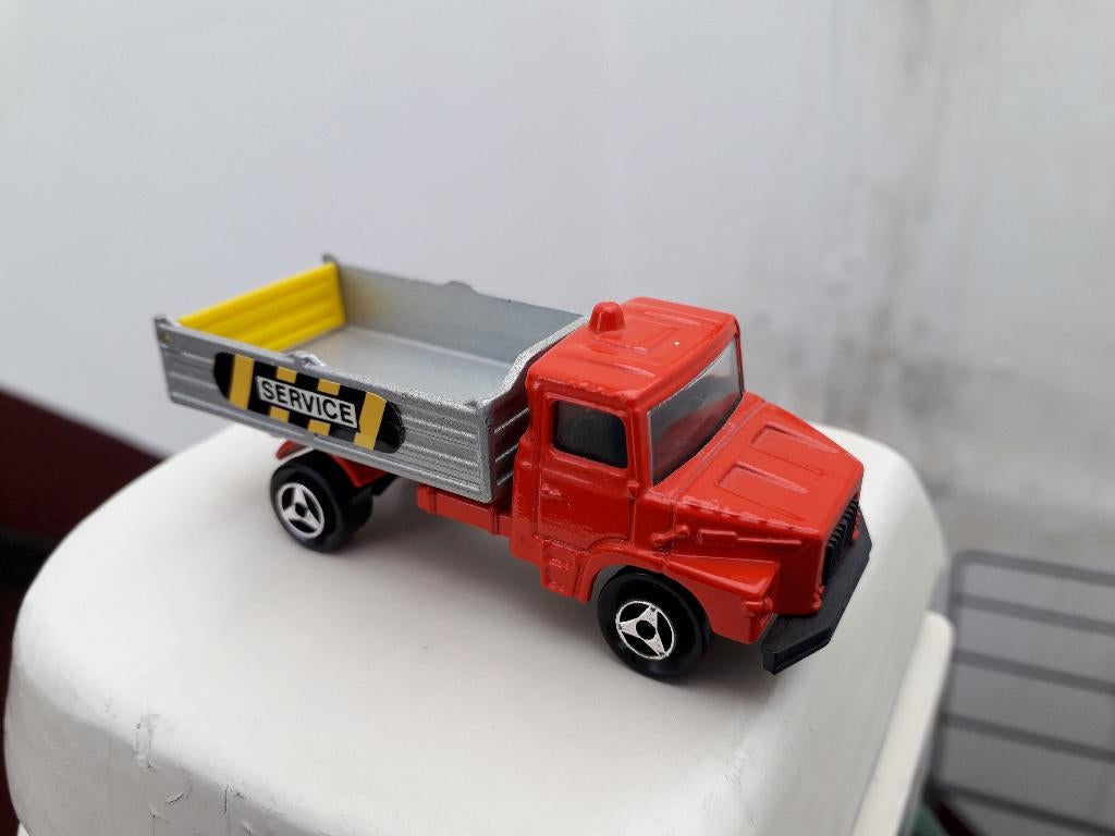 Majorette Scania dump truck, Hobby en Vrije tijd, Modelauto's | Overige schalen, Ophalen of Verzenden, Zo goed als nieuw, Bus of Vrachtwagen