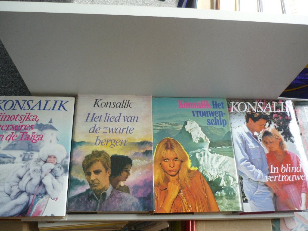 konsalik  boeken, Boeken, Ophalen of Verzenden, Zo goed als nieuw