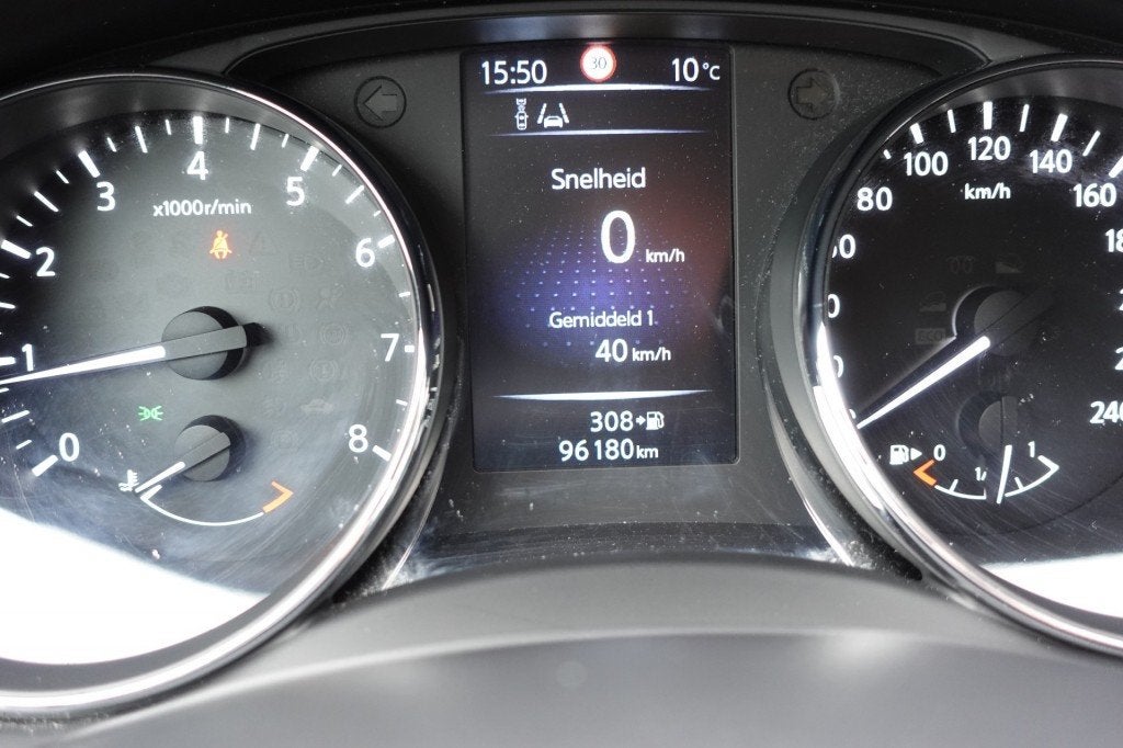 Nissan QASHQAI 1.2 TEKNA Panorama Leder Camera Trekhaak, Auto's, Keurmerk '100% Onderhouden', Euro 5, Gebruikt, 4 cilinders