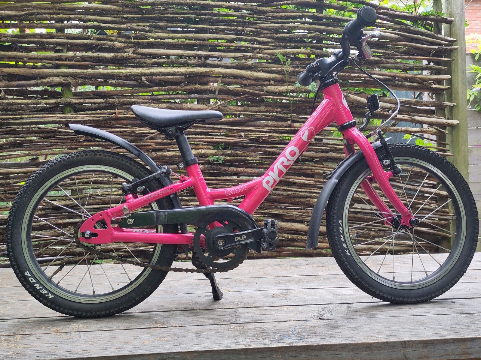 Pyro Sixteen kinderfiets, Ophalen, Velgrem, Pyro, 16 tot 20 inch