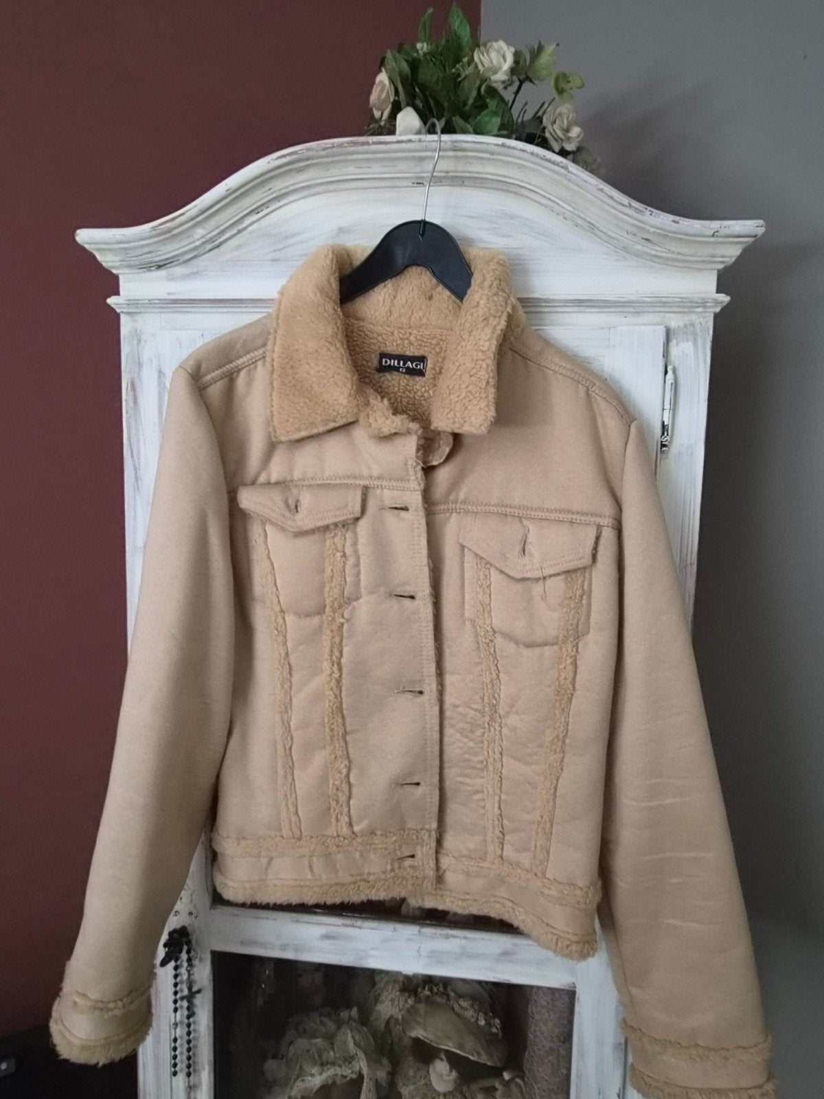 Stijlvolle Dames Winterjas - Beige en Zwart, Kleding | Dames, Jassen | Winter, Maat 38/40 (M), Beige, Ophalen of Verzenden, Zo goed als nieuw