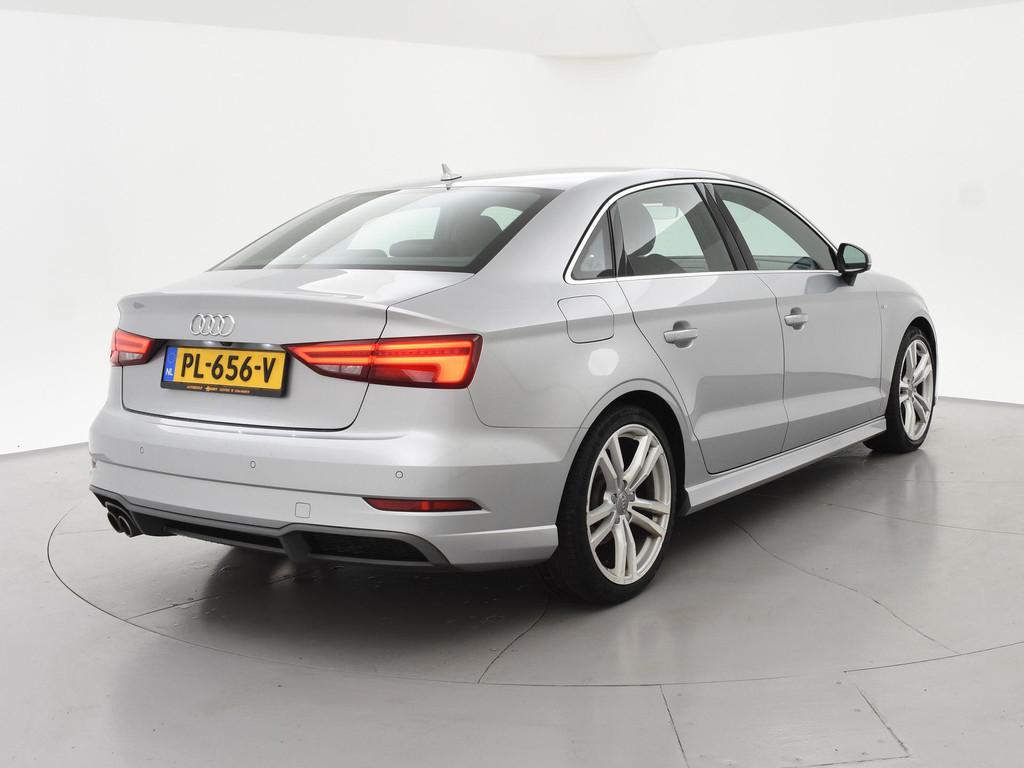 Audi A3 Limousine 1.5 TFSI 150PK S-TRONIC S-LINE INTERIEUR+E, Gebruikt, 150 pk, Leder en Stof, Automatische klimaatregeling