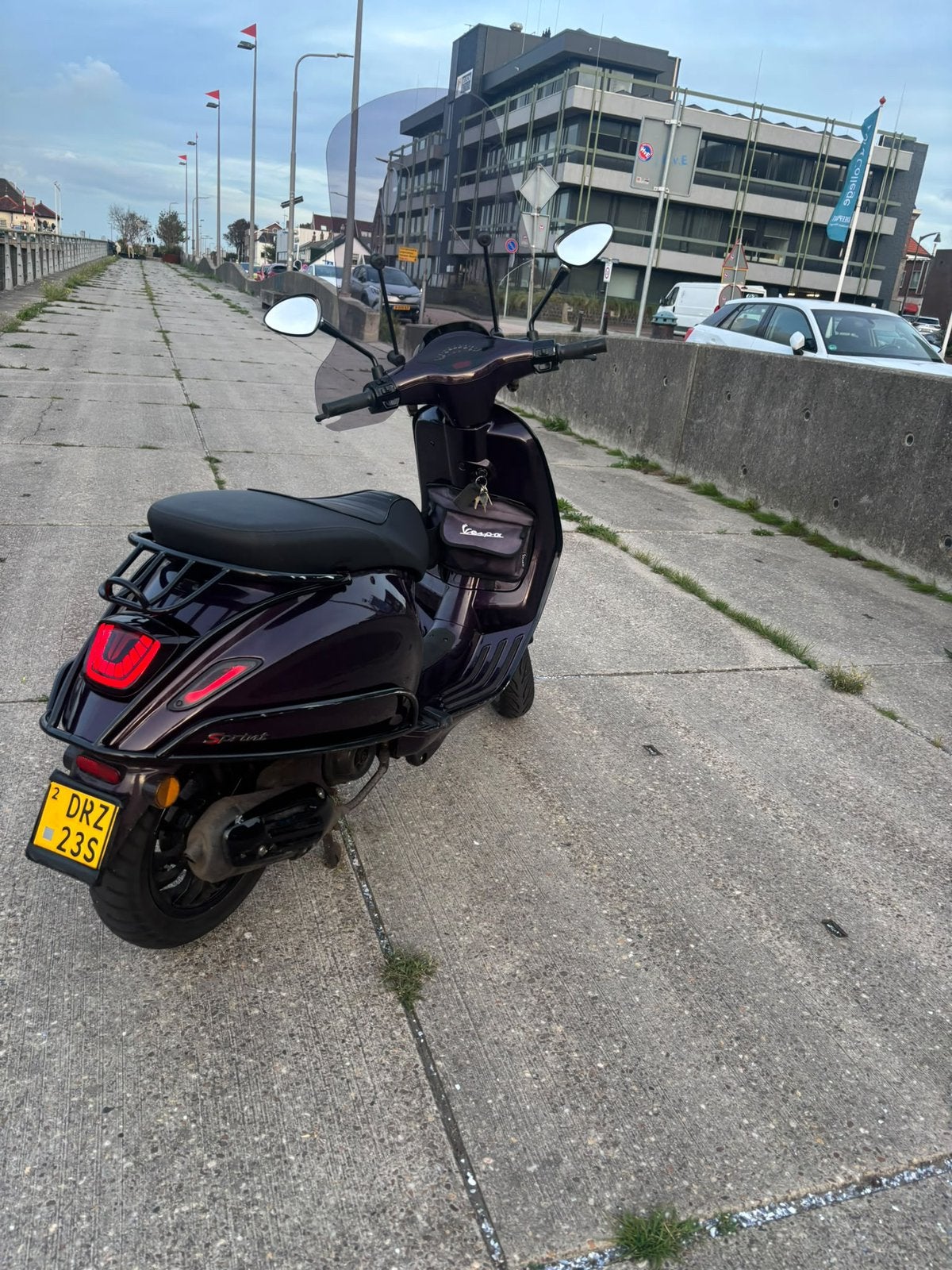 Foto 7 van Vespa Sprint 50CC