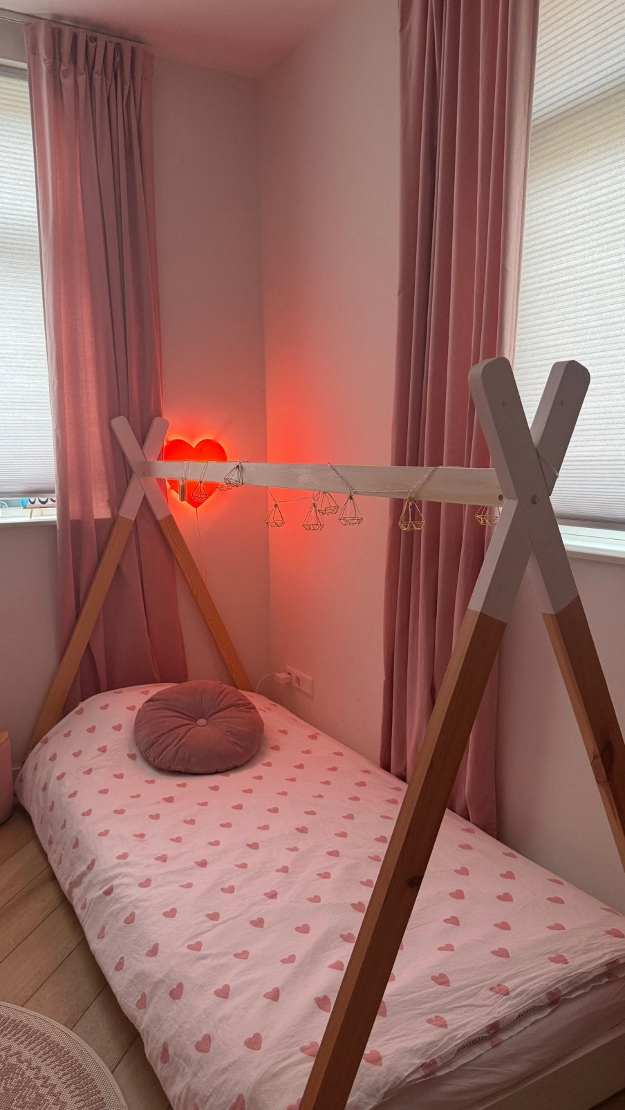 Tipi bed+ ikea smastad/plasta kast+ballenbak (mag ook los), Ophalen, Zo goed als nieuw, 180 cm of meer, 85 tot 100 cm