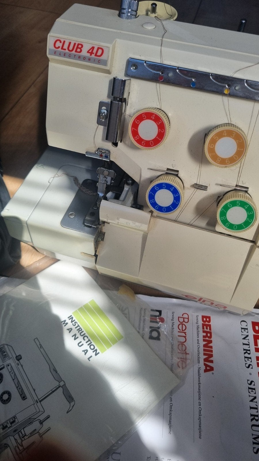Lockmachine Elna zonder voetpedaal, Ophalen, Lockmachine, Overige merken