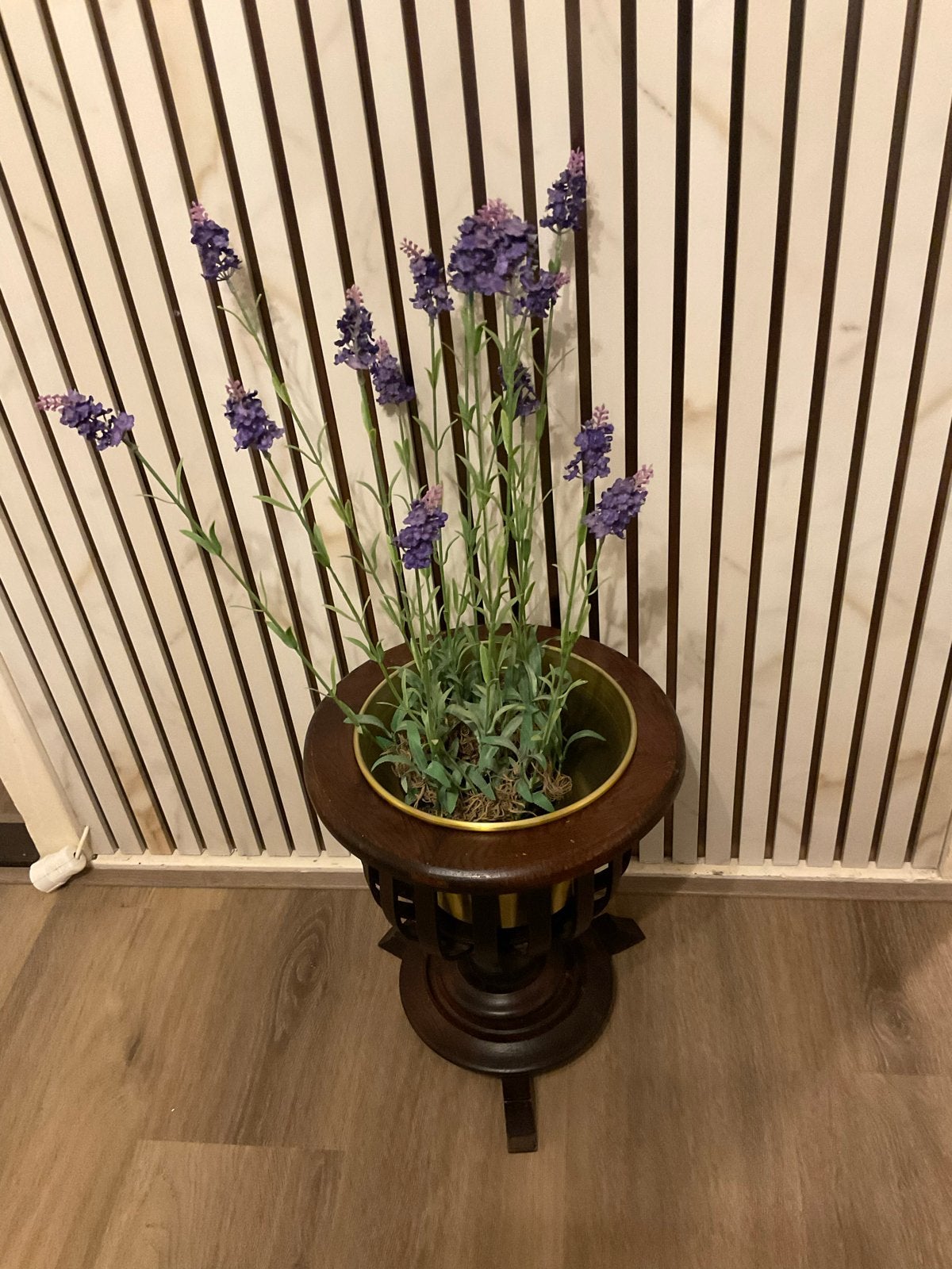 Antieke houten bloempot met standaard en aparte binnenpot, Ophalen of Verzenden