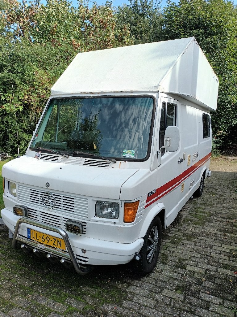 Mercedes Benz 207D Belastingvrije Camper 1977, Caravans en Kamperen, Campers, Achteruitrijcamera, Tot en met 2, Mercedes-Benz