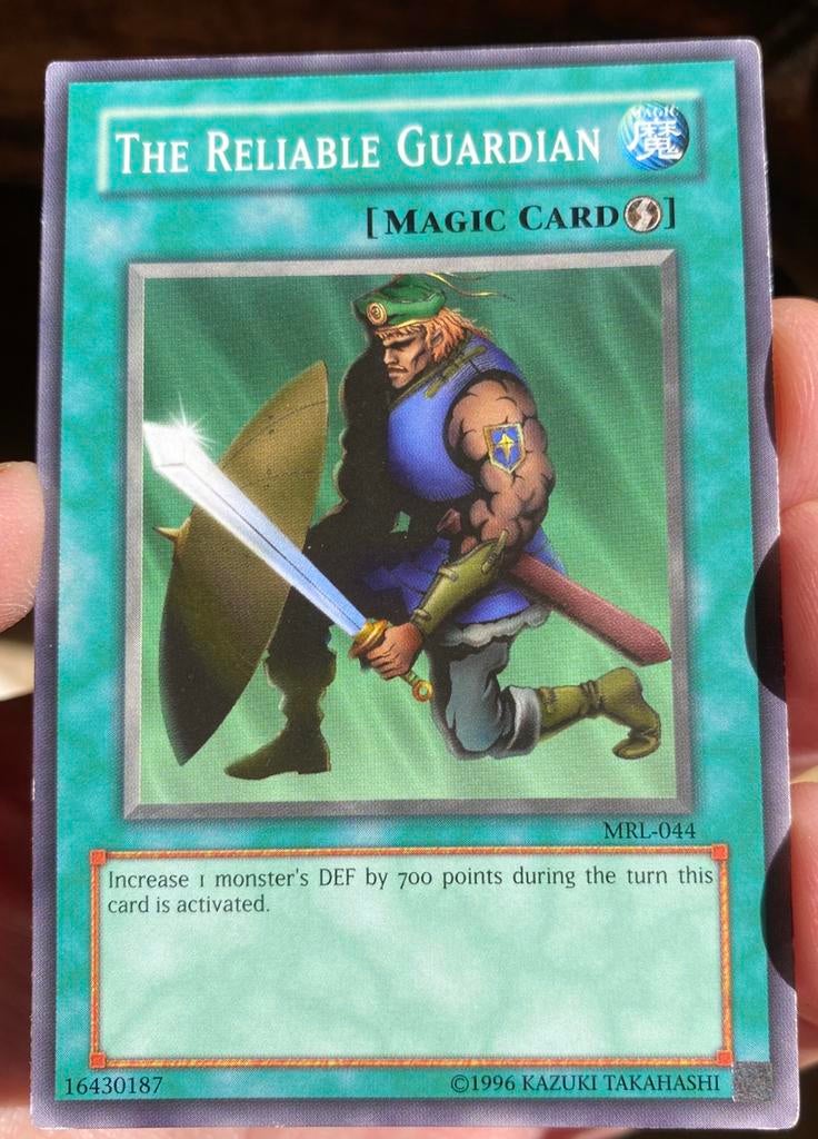 Yu-Gi-Oh! The Reliable Guardian MRL Old US Magic Print !, Ophalen of Verzenden, Gebruikt, Losse kaart