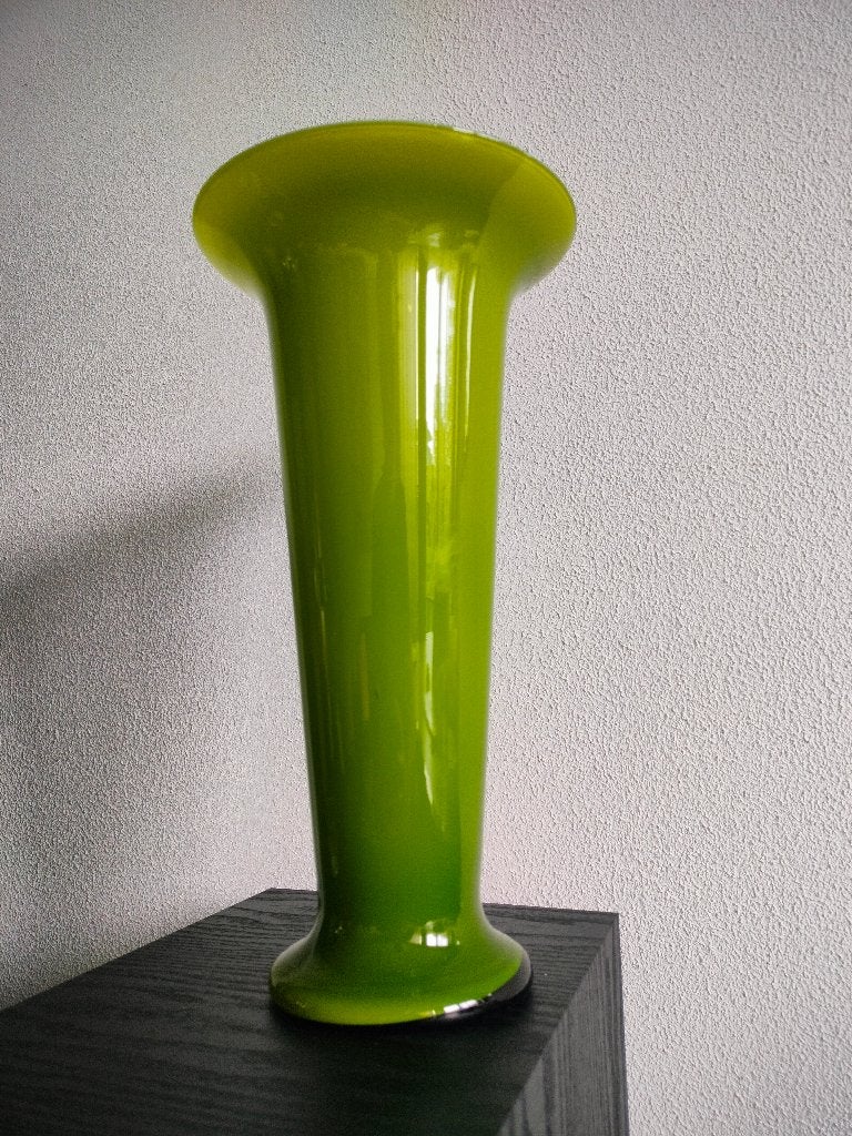 Vaas Groen Lime Sokkelvaas 1990, Antiek en Kunst, Ophalen of Verzenden
