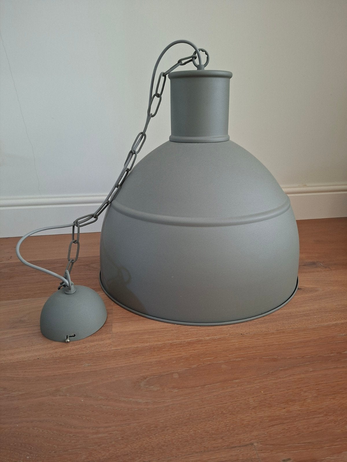 Grijze industriële hanglamp, Ophalen, E27 (groot)