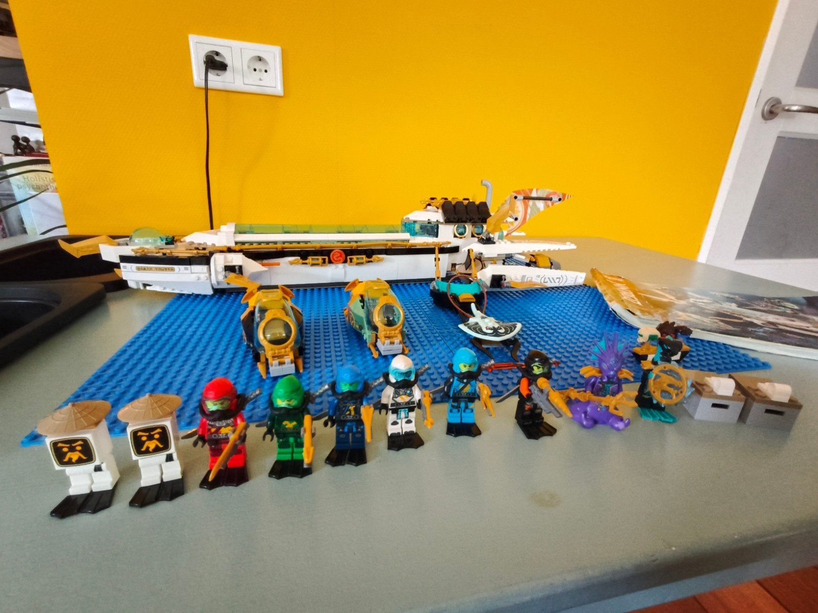Lego Ninjago Hydro Bounty 71756 - Compleet met minifigs., Ophalen, Compleet, Lego, Zo goed als nieuw