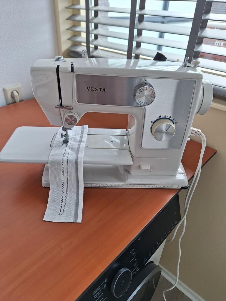 Vesta Naaimachine - Goed Werkende Vintage Machine, Ophalen of Verzenden