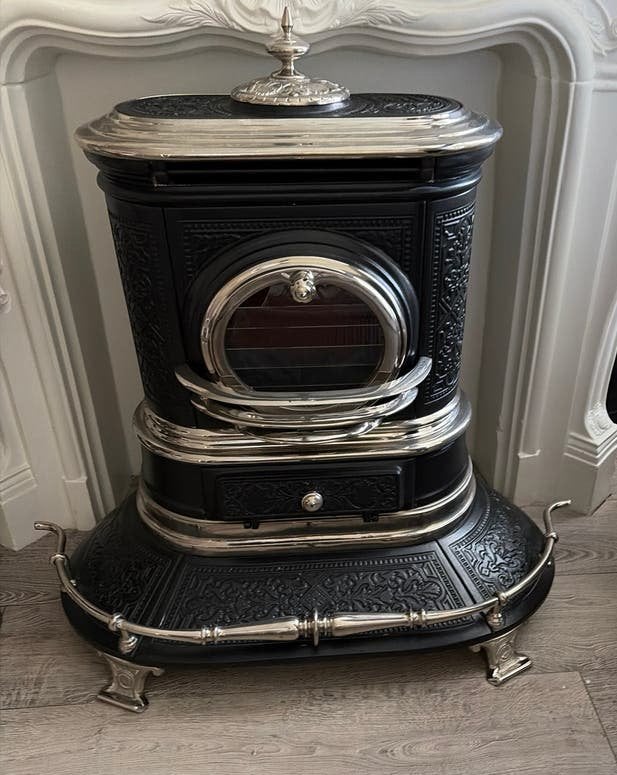 Klassieke gietijzeren gaskachel, Ophalen, Gebruikt, Houtkachel, Vrijstaand