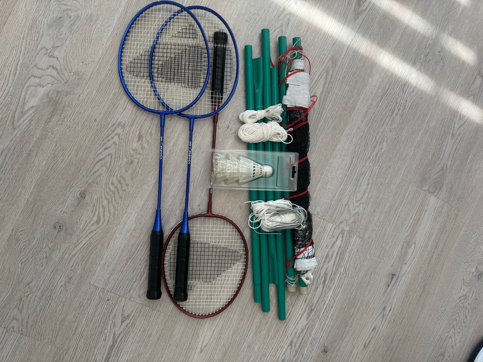 Badminton set Exia met net, rackets en shuttles, Sport en Fitness, Badminton, Ophalen, Gebruikt, Overige typen