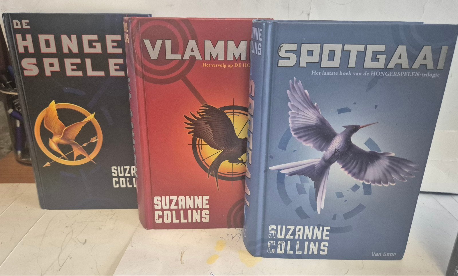 Suzanne Collins Hongerspelen +1, Ophalen of Verzenden, Gelezen