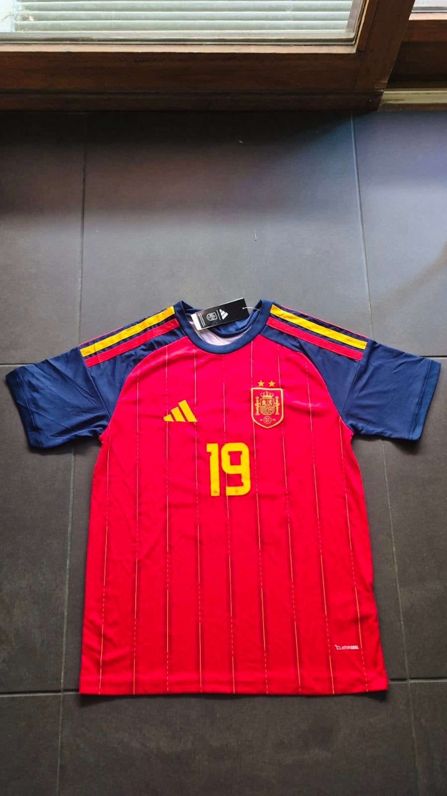 Lamine yamal shirt M, Sport en Fitness, Maat M, Verzenden, Nieuw, Shirt