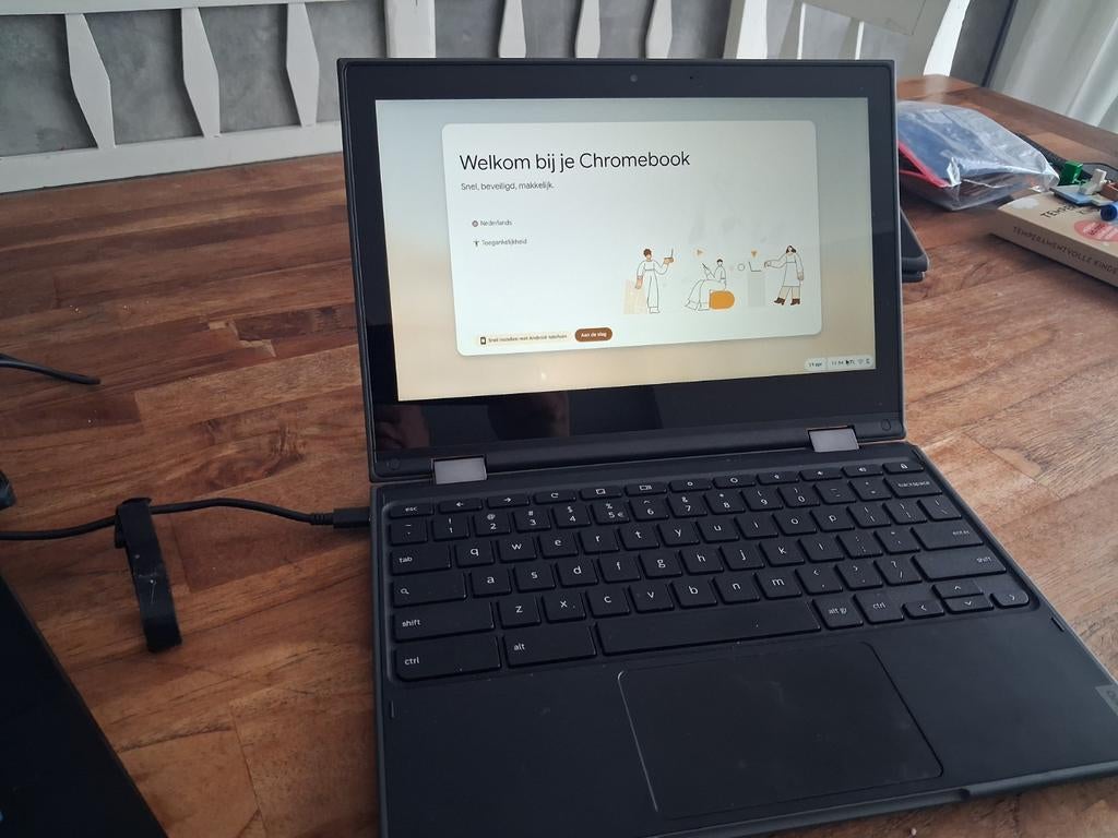 Lenovo Chromebook 300e 2nd Gen MTK - Werkt perfect!, Ophalen, Qwerty, 32 GB of minder, 11 inch