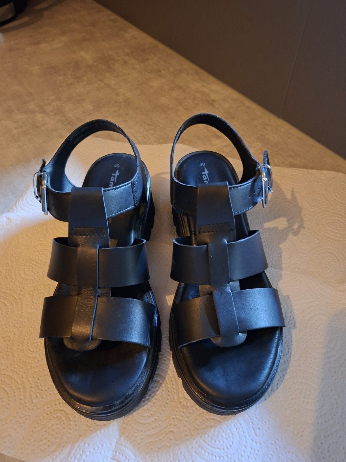 Tamaris sandalen, Ophalen, Zo goed als nieuw, Meisje, Schoentjes