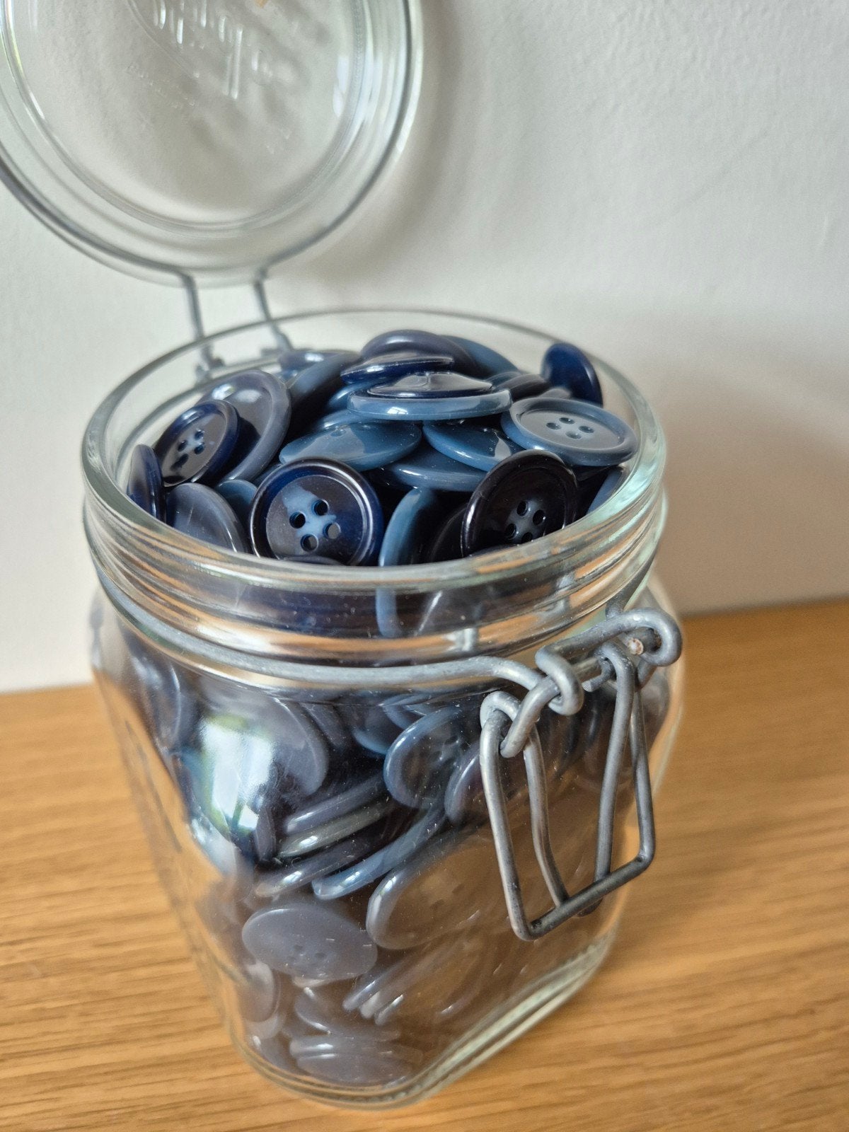 Verzameling knopen blauw, Ophalen of Verzenden, Zo goed als nieuw, Knoop of Knopen