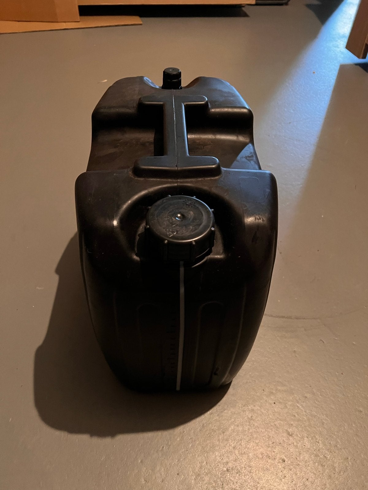 Jerrycans van 5 en 10 liter, Auto diversen, Ophalen of Verzenden