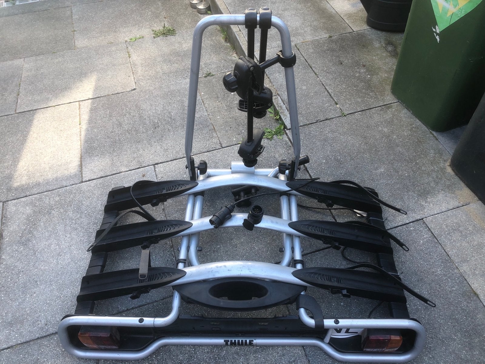 Thule Fietsendrager voor 3 fietsen met verloopstekker, Auto diversen, Fietsendragers, Ophalen, 3 fietsen of meer, Gebruikt, Trekhaakdrager
