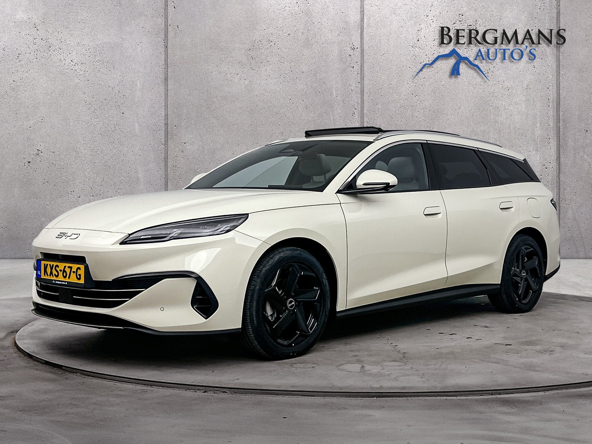 BYD SEAL 6 Touring - 1.5 DM-i Comfort // SCHUIFKANTELDAK //, Auto's, 4 cilinders, Verwarmde buitenspiegels, Wit, Seal