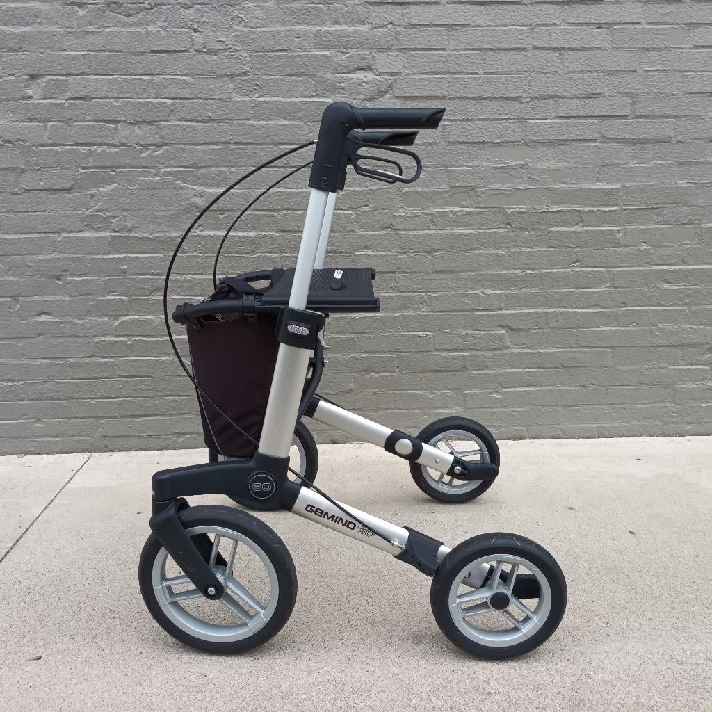 Nieuwstaat rollator merk GEMINO 60, Diversen, Rollators, Ophalen, Opvouwbaar, Zo goed als nieuw