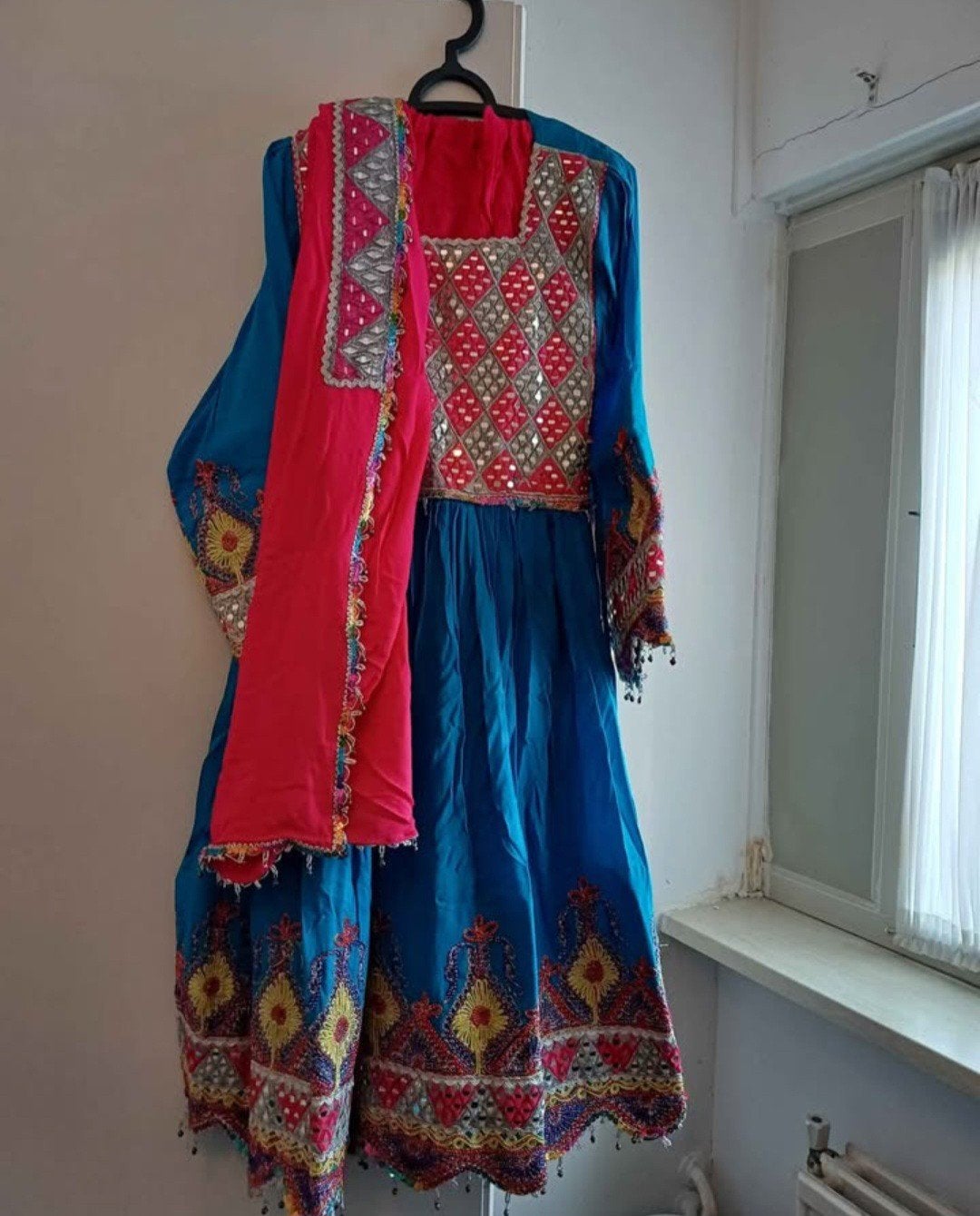 Afghaanse jurk met sjaal, maat 40/42, Ophalen of Verzenden
