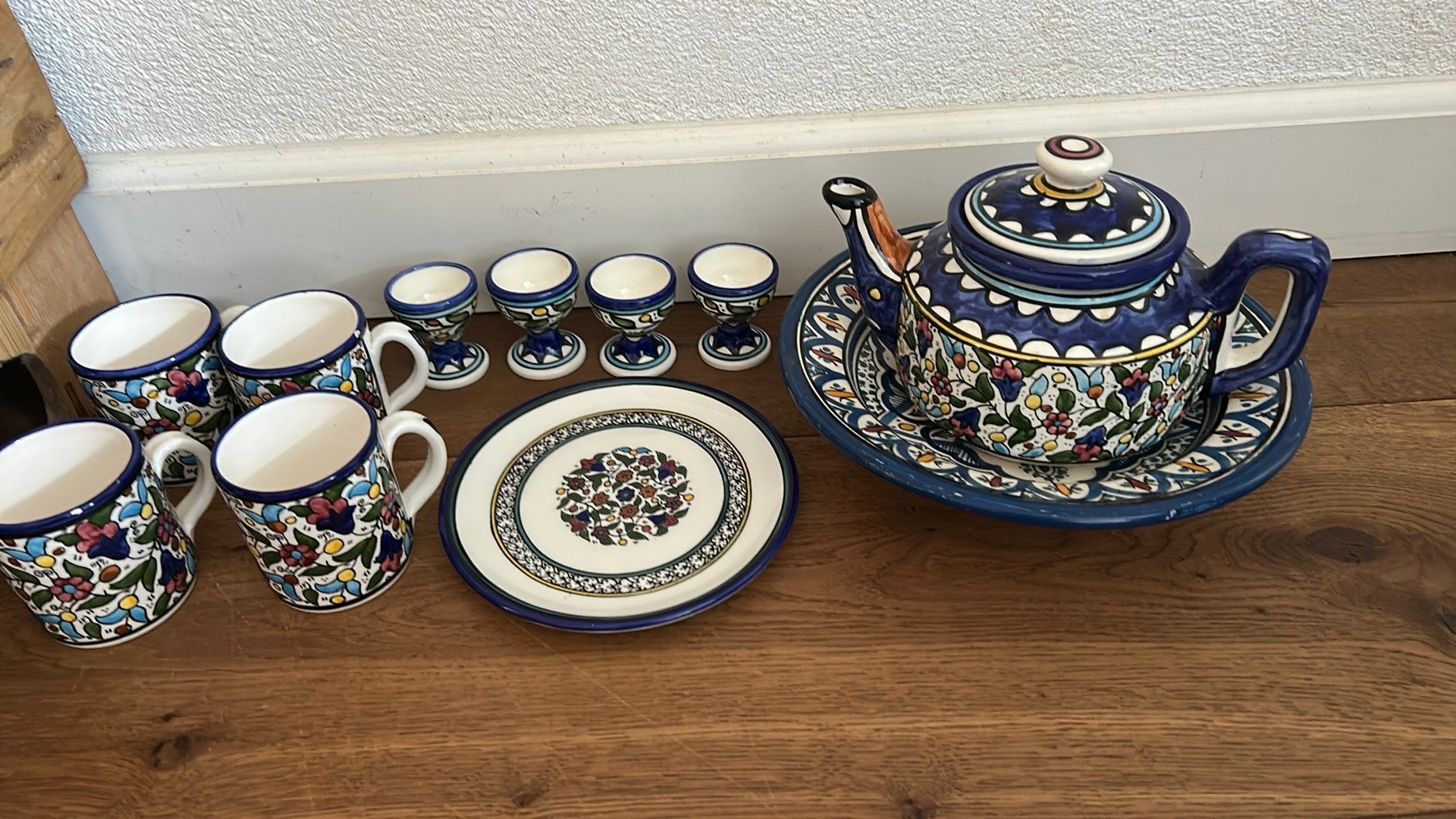 Vrolijk antiek servies, Ophalen of Verzenden
