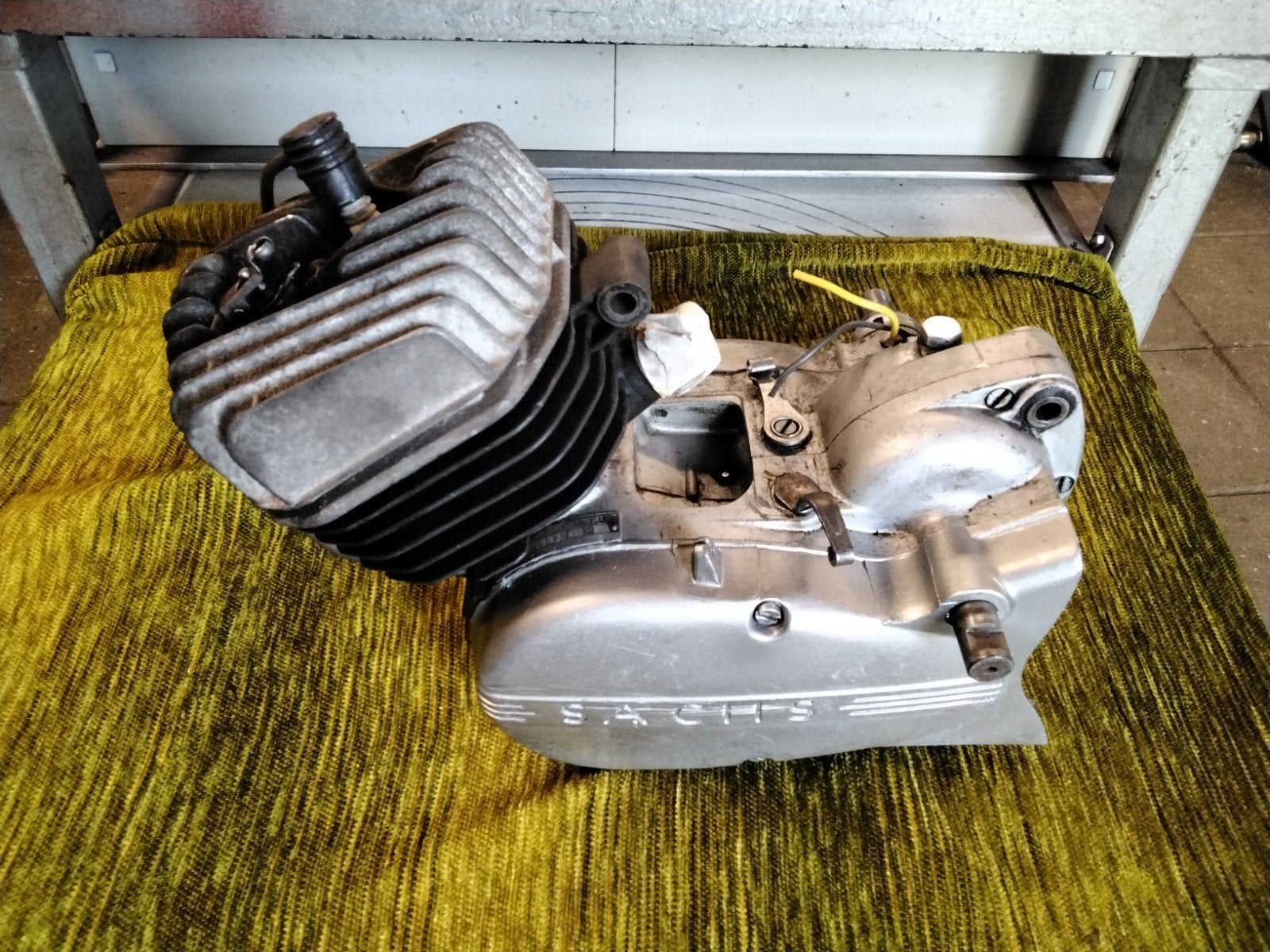 sachs blok 2V, Ophalen of Verzenden, Gebruikt, Blok, Overige merken