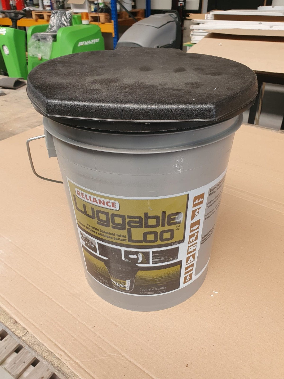 Draagbaar Chemisch Toilet, Caravans en Kamperen, Kampeeraccessoires, Ophalen of Verzenden, Nieuw