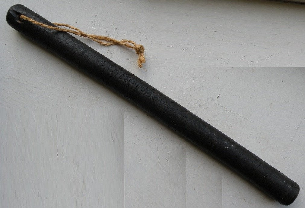 Truncheon.  Lengte 41 cm., Ophalen of Verzenden, Overige soorten, Overige gebieden