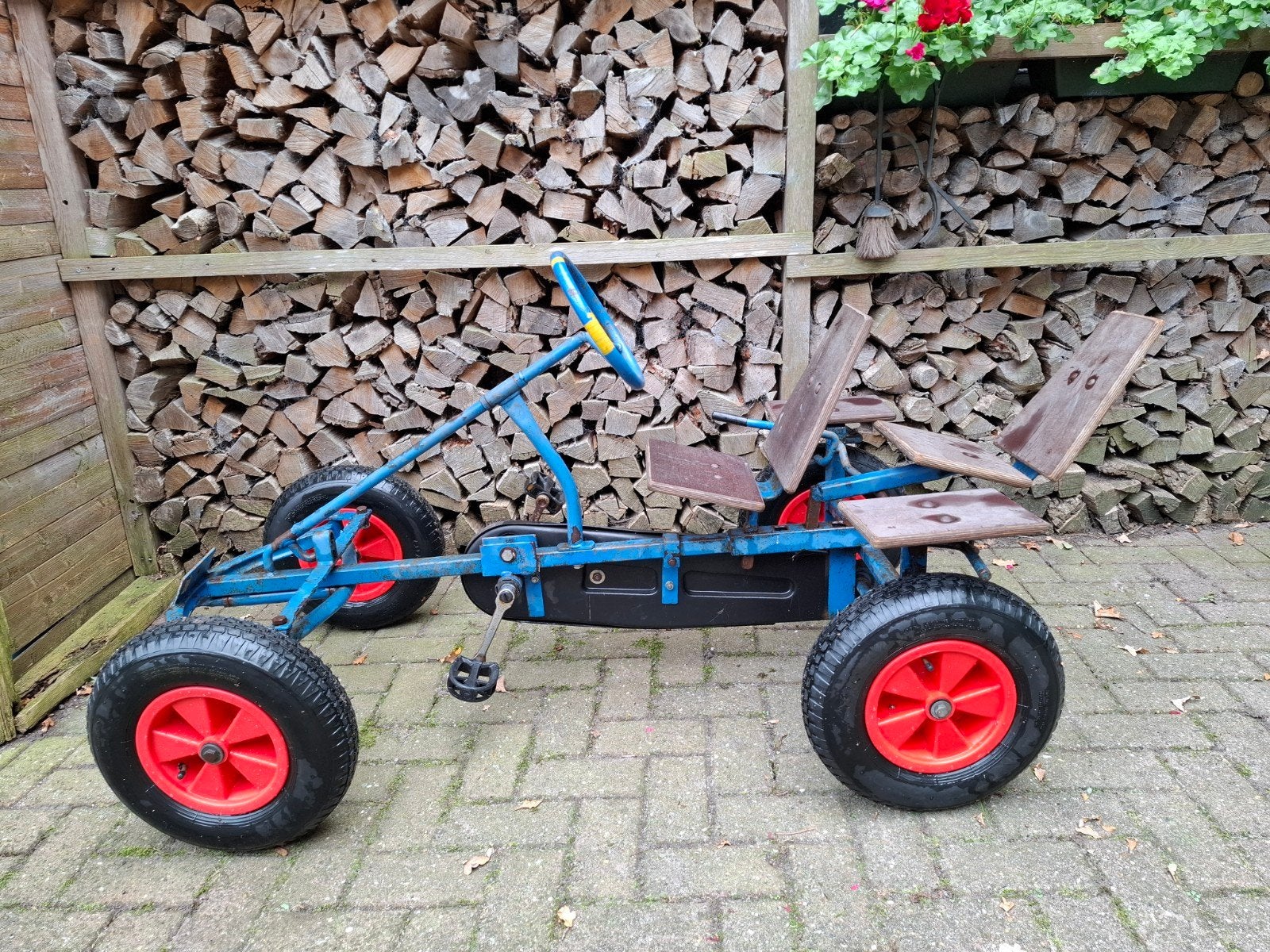 Blauwe  skelter om op te knappen (nieuwe wielen), Kinderen en Baby's, Ophalen, Gebruikt, Overige merken, Duozit
