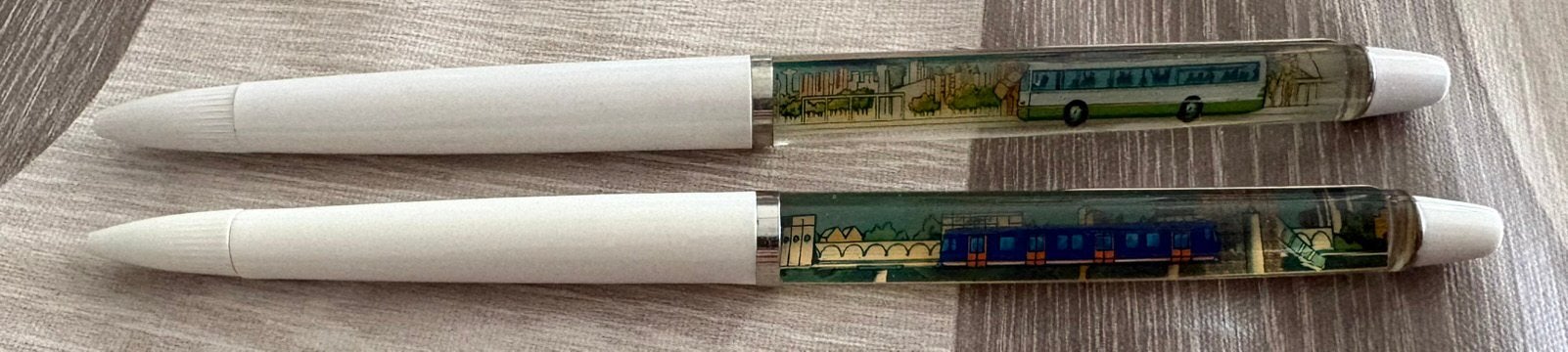 RET Rotterdam floating pennen Bus en tram Samen €7, Ophalen of Verzenden, Zo goed als nieuw, Balpen, Parker