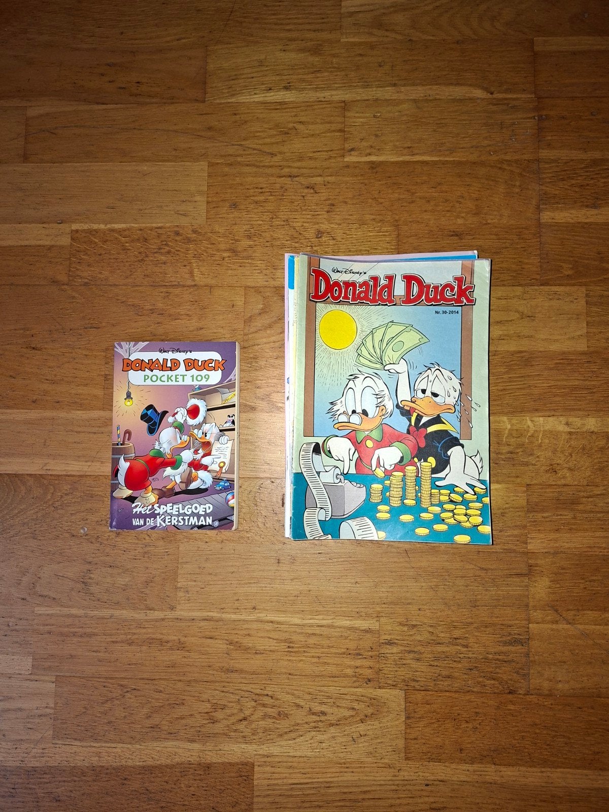 100 Donald Duck weekbladen + 1 pocket, Meerdere stripboeken, Ophalen of Verzenden, Gelezen