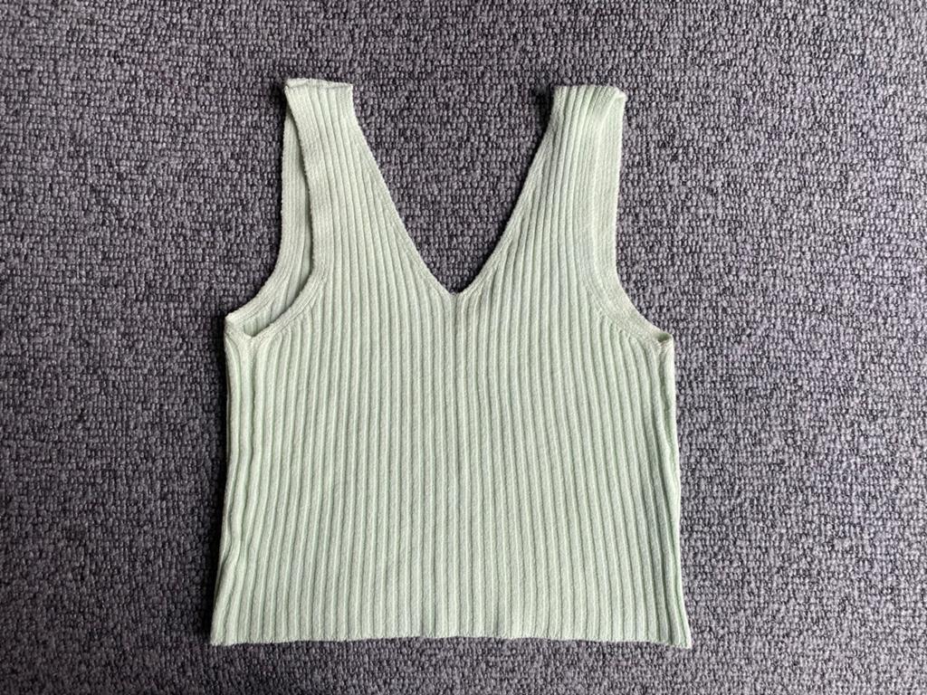 Groene Top Zonder Mouwen - Maat S Brandy Melville, Ophalen of Verzenden, Gedragen, Groen, Maat 36 (S)