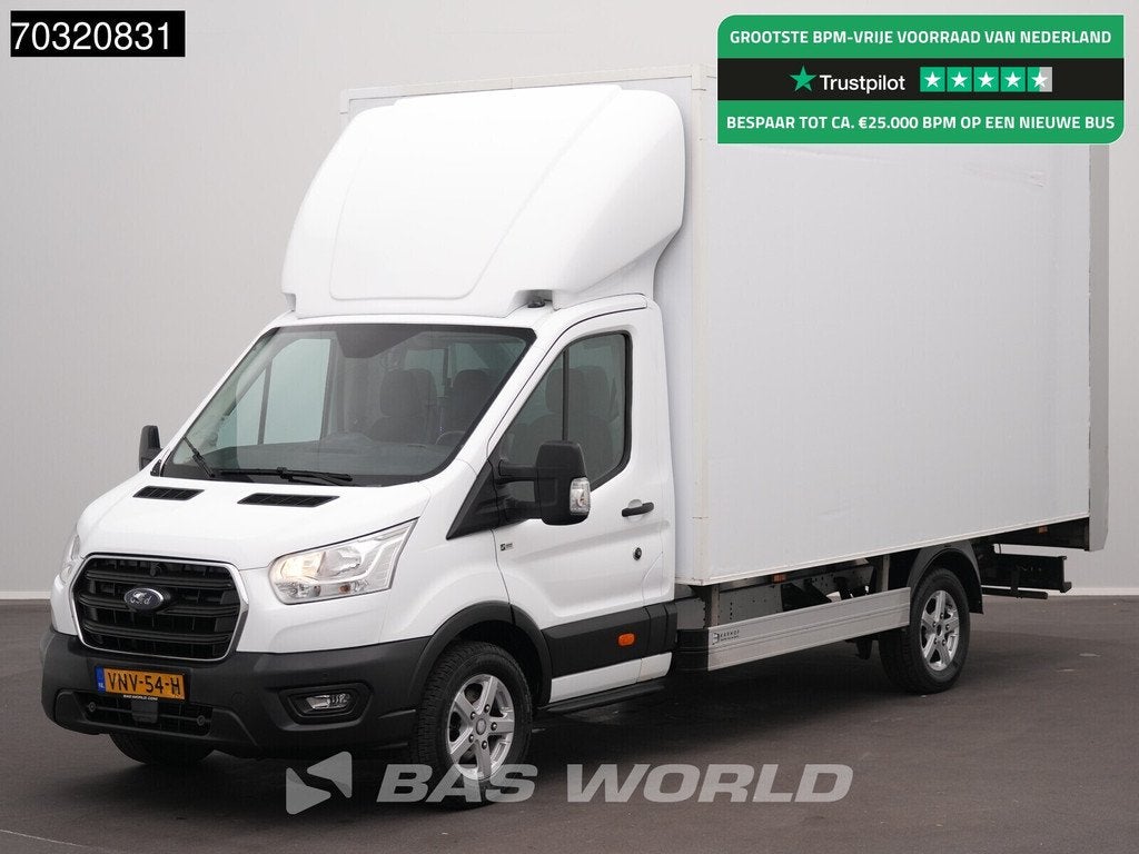 Ford Transit 130pk D'Hollandia Laadklep Zijdeur Bakwagen Cam, Auto's, Bestelauto's, Stof, Euro 6, 4 cilinders, Wit