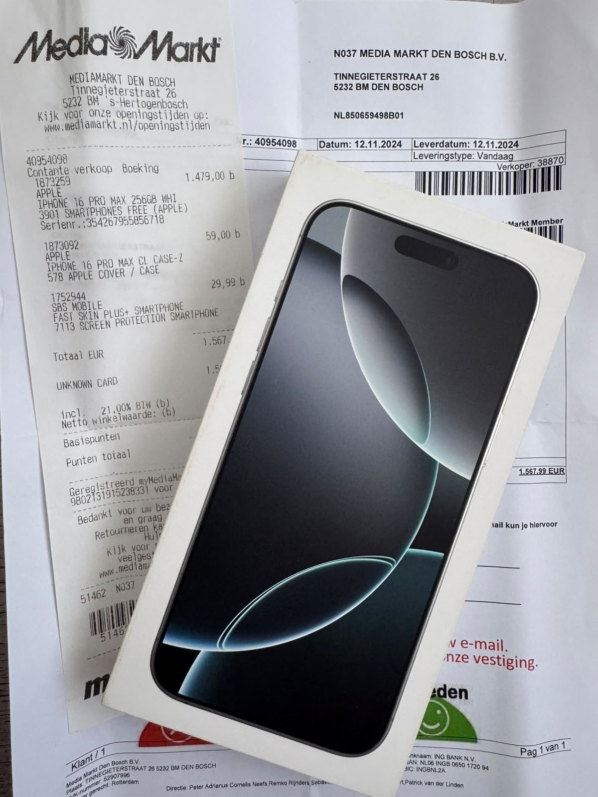 Foto 4 van iPhone 15 Pro Max 256GB Wit - Zo goed als nieuw