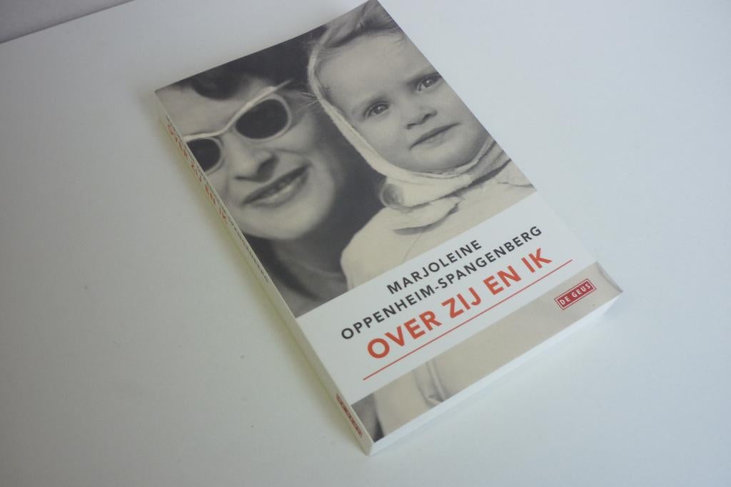 Marjoleine Oppenheim-Spangenberg: Over zij en ik, Ophalen of Verzenden, Tweede Wereldoorlog, Zo goed als nieuw, Overige onderwerpen
