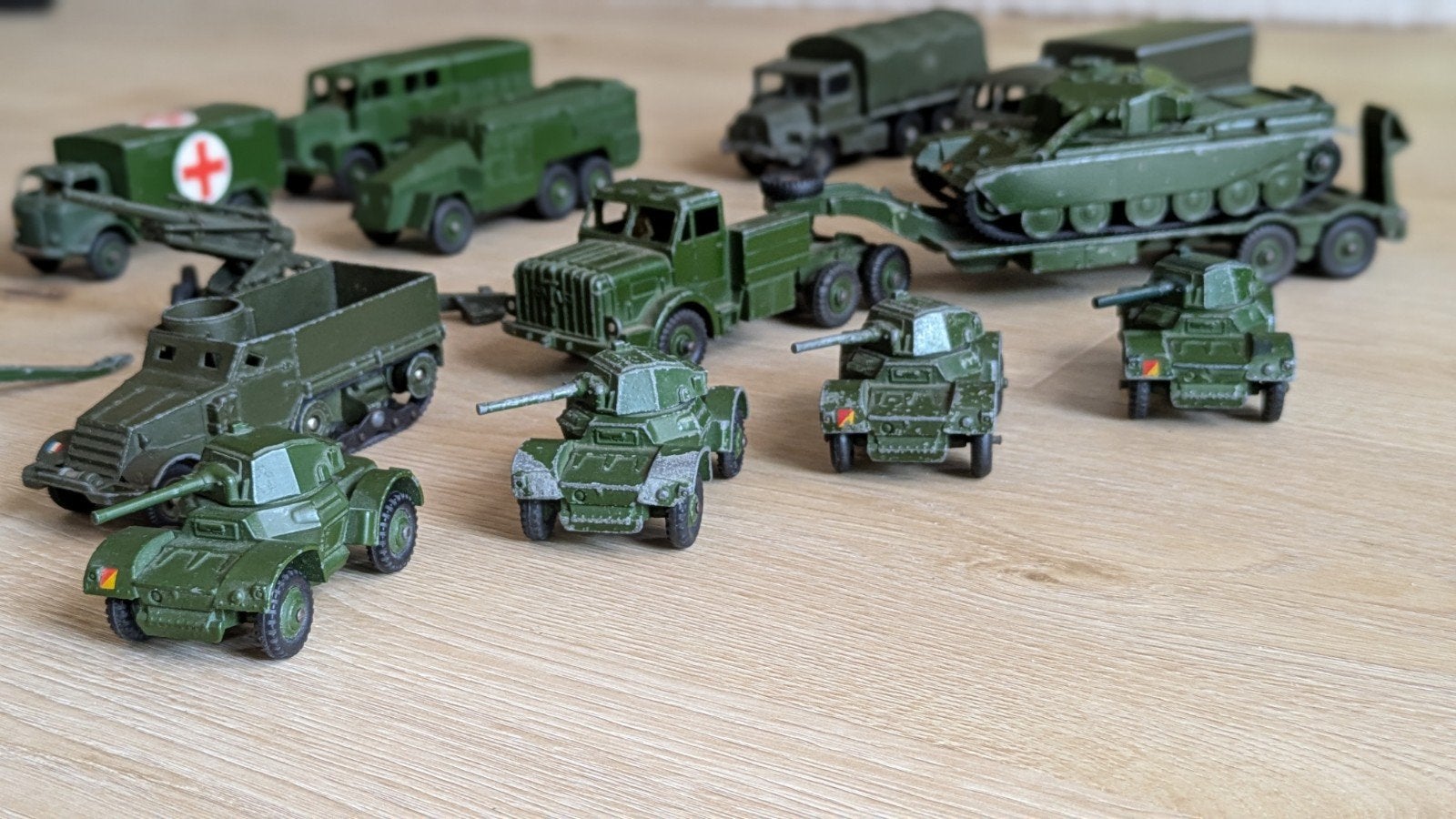 Collectie vintage Dinky Toys militaire voertuigen, Ophalen of Verzenden, Gebruikt