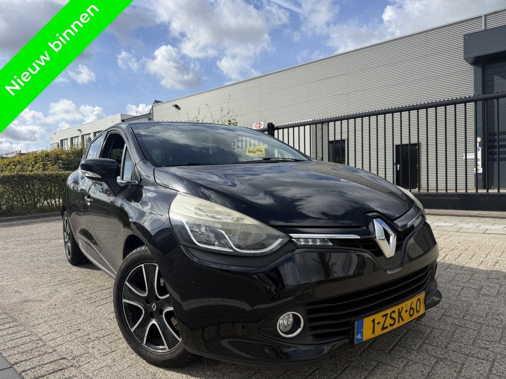 Renault Clio 1.5 dCi Clima Bleutooth Keyless Parksensor, Gebruikt, 4 cilinders, 96 €/maand, Zwart