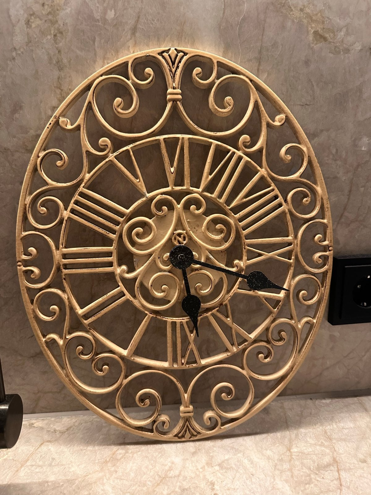 Decoratieve Wandklok met Romeinse Cijfers, Ophalen, Goud, Analoog, Zo goed als nieuw